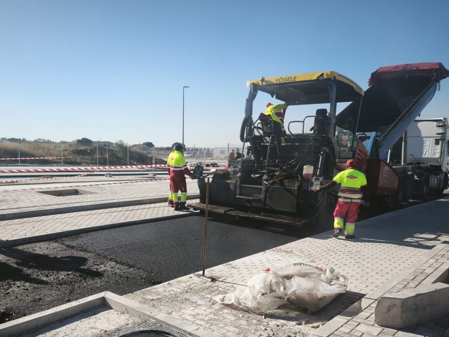 Trabajos de aglomerado en Los Cerros 1