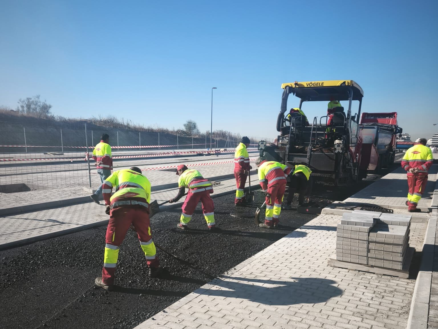 Trabajos de aglomerado en Los Cerros 3